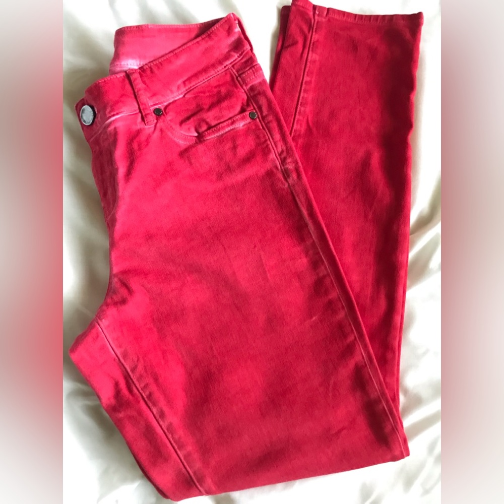 ELIE TAHARI , New !size 6 , woman’s hot red jeans